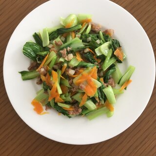 コンビーフと野菜炒め物